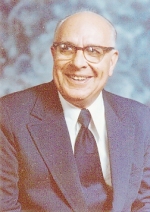 Dr. Clarence E Cowen